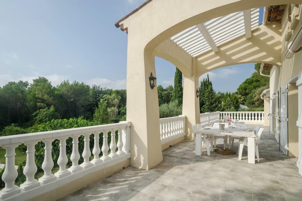 Villa Rhea Roquebrune-sur-Argens Exterior foto